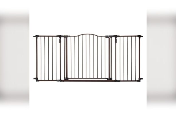 Extra Wide Gate With Pet Door Buying Guide 2026: Top Picks Reviewed