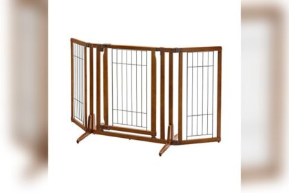 Richell Premium Plus Freestanding Pet Gate